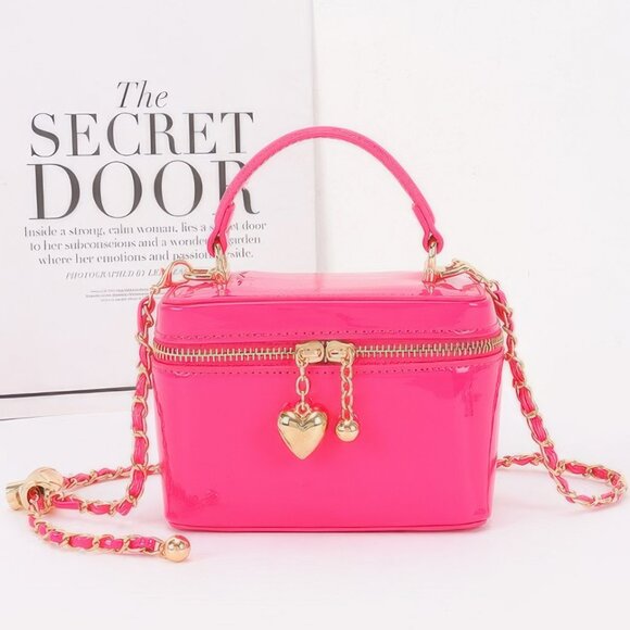 Patent Faux Leather Envelope Clutch - Picture 6 of 7